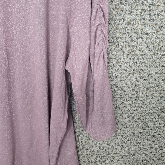 Lane Bryant Top Womens Plus 26/28 Purple Shimmer Scoop Neck Ruched Sleeve Tee - Picture 2 of 7
